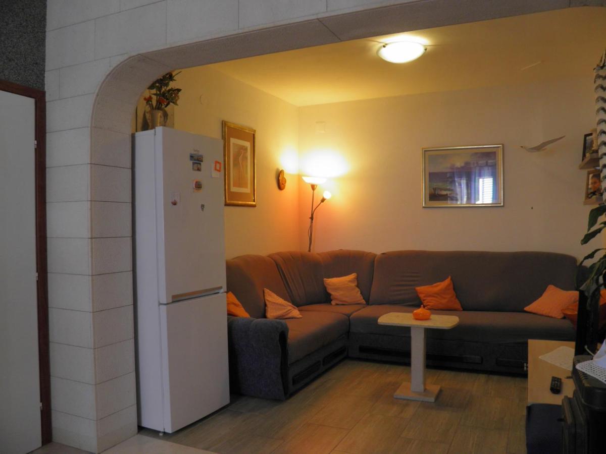 Apartment Mirca 2838B ภายนอก รูปภาพ